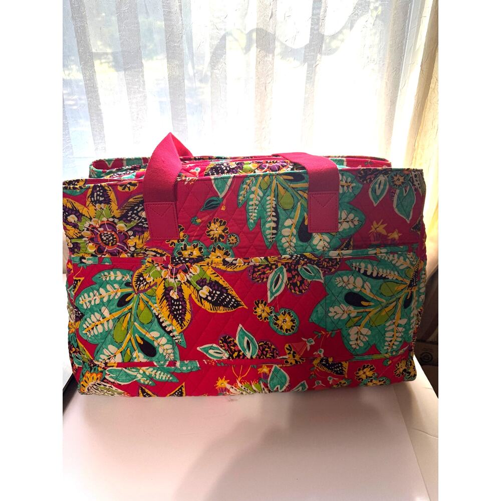 VERA BRADLEY Triple Compartment Rumba Bag Pattern 16.25 x 10 Padded Holder